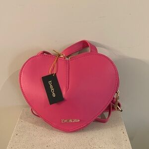 bebe Hot Pink Heart Crossbody Bag with Gold Hardware NEW Grad Prom purse